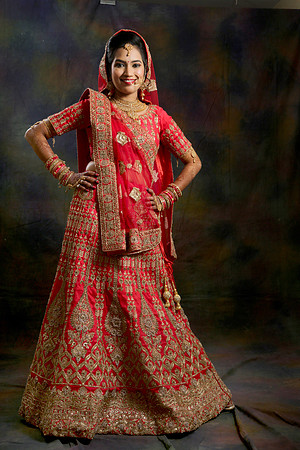 RHT_6294-FULL POSE