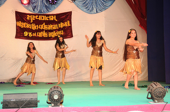 UPS_5536