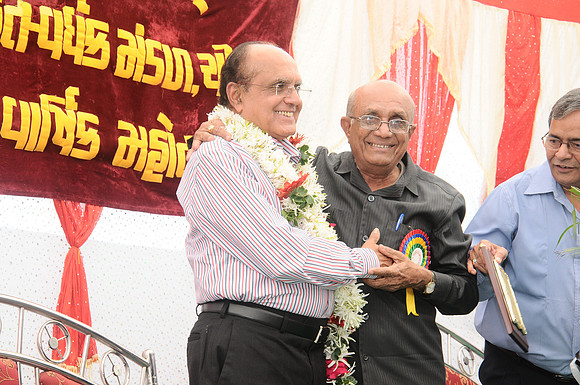UPS_5624