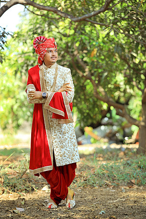 CVOR5772-FULL POSE