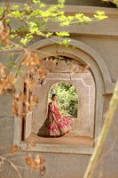 RHT_4313-FULL POSE