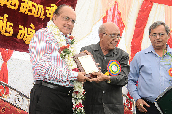 UPS_5625