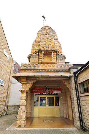 200