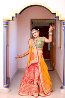 4E5A5632-FULL POSE