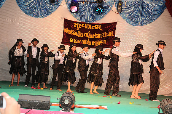 UPS_5586