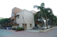 992A0698