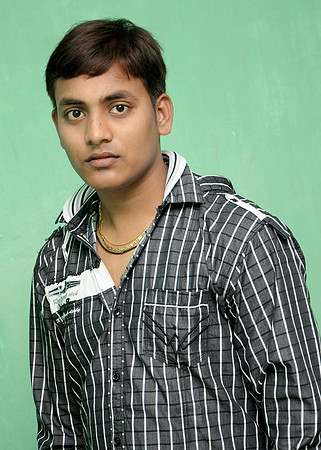 UPS_4803