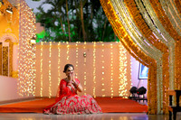 RHT_9547-FULL POSE