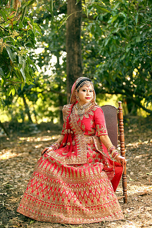RHT_0100-FULL POSE