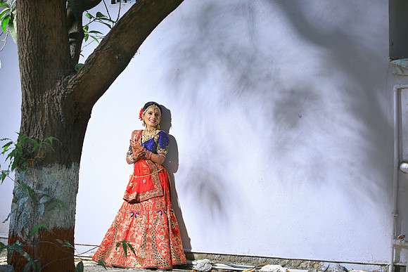 RHT_3851-FULL POSE