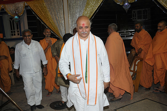 UPS_8954