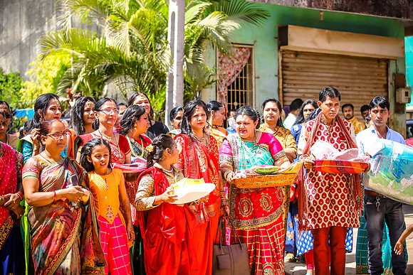 185